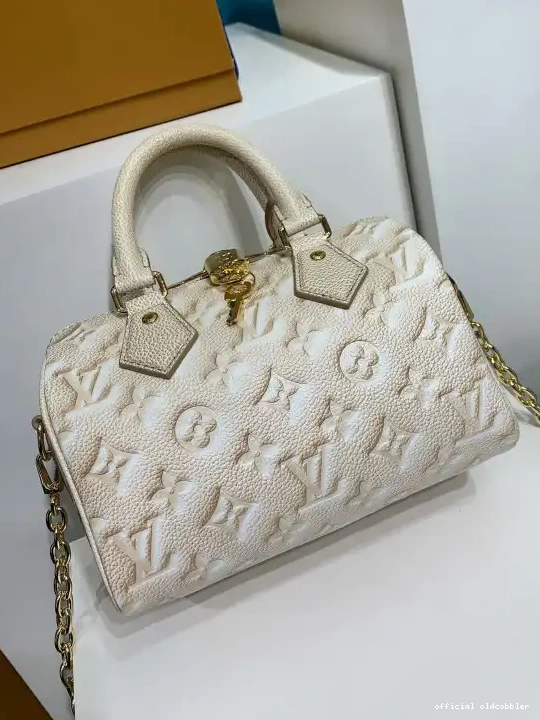 Official oldcobbler SPEEDY BANDOULIÈRE VUITTON 20 LOUIS 0527